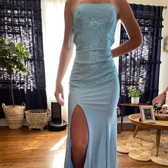 never worn prom dress - Picture 1 of 3
